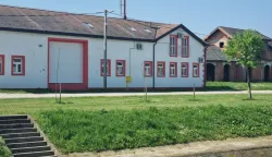 U četvrtak oko 20,30 sati u Babinoj Gredi dogodila se te&scaron;ka prometna nesreća u kojoj je jedna osoba smrtno stradala, dok su dvije zadobile ozljede.