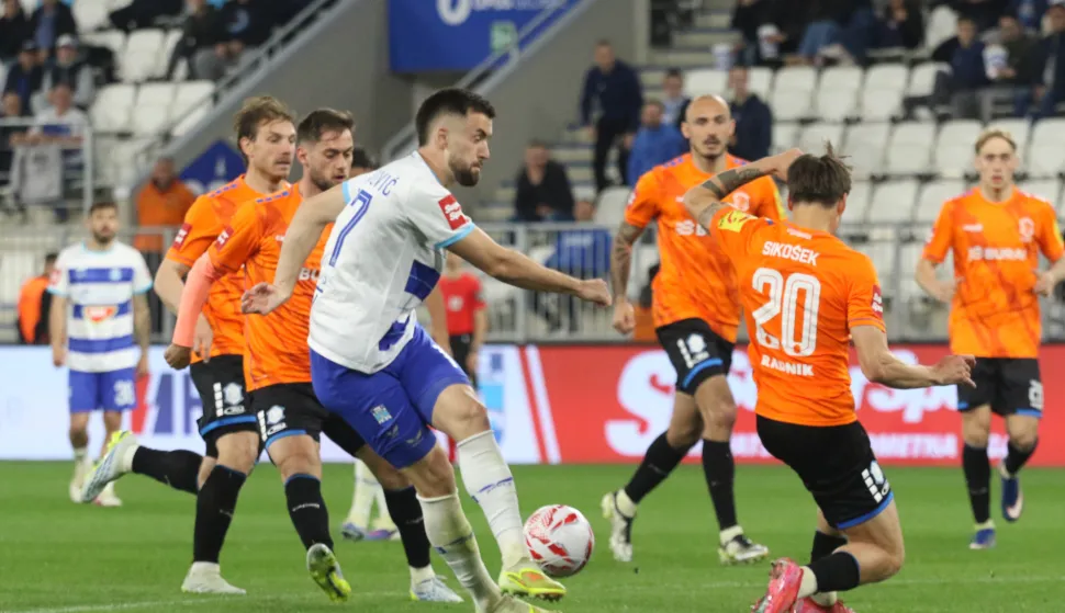 Osijek, 17. 04. 2026, Opus Arena, nogomet, Osijek - Varaždin, SuperSport HNL 25/26. Arnel Jakupović (17).snimio GOJKO MITIĆ