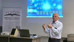 Popularizacija znanosti i tehnologije: Predavanje o nobelovcu Johnu M. Martinisu