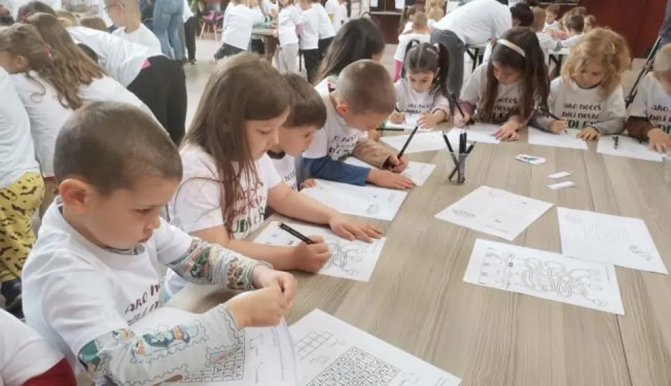 Dalj, 24. 04. 2024, Eko radionica, komunalno poduzece Cvorkovac organizirao radionicu za djecu, vrticarce i osnovu skolu. snimio GOJKO MITIĆ