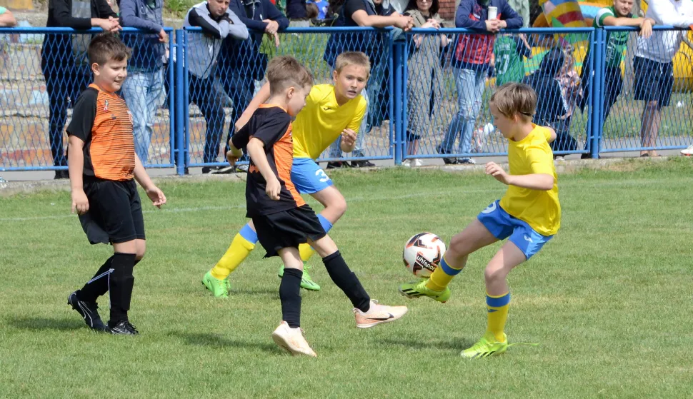 osijek, 1 svibnja 2024, 11,00 sati, sport, nogomet, bikara, arena kids, malonogometni turnir snimio zdenko pu&scaron;ić