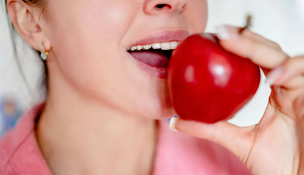 Zdravstvene koristi: &Scaron;to se događa kad jedete jabuku na dan?