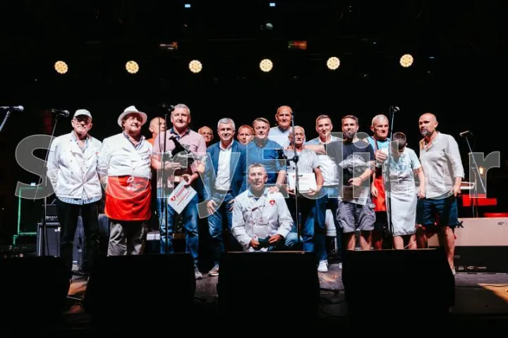 Adrijanove unikatne skulpture od reciklažnog otpada za pobjednike baranjskih natjecanja