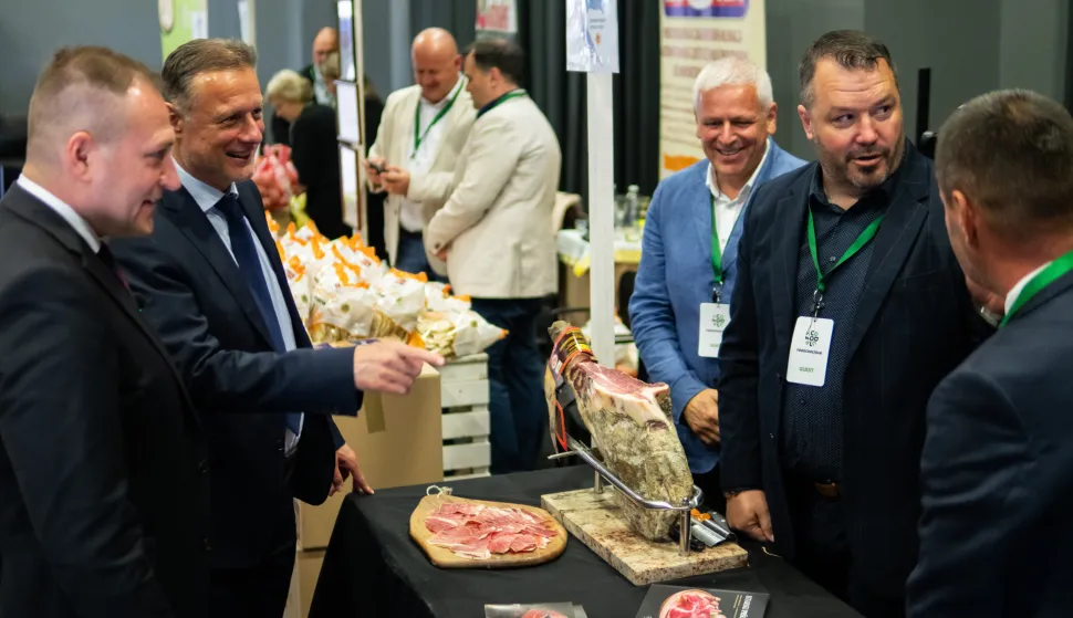 Osijek, 23. 4. 2026., Foodcooltour konferencija o hraniGordan Jandroković; Foodcooltour; HAPIH; hrana; konferencija; paneli; govornici; panelisti; posjetitelji; sudionici