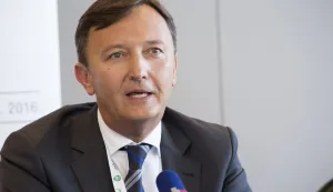 Zagreb, 4. studenog 2016. - Hrvatsko kardioloko drutvo (HKD) izradilo je zajedno sa stručnim drutvima liječnika opće medicine smjernice za dijagnostiku zatajenja srca, koje će predloiti Hrvatskom zavodu za zdravstveno osiguranje (HZZO), a njihova primjena trebala bi pojednostaviti dijagnostiku, skratiti liste čekanja na ultrazvuk srca i utedjeti zdravstveni novac, izjavio je u četvrtak predsjednik HKD-a Davor Miličić. Na fotografiji Davor Miličić.foto HINA/Pragma komunikacije/mm
