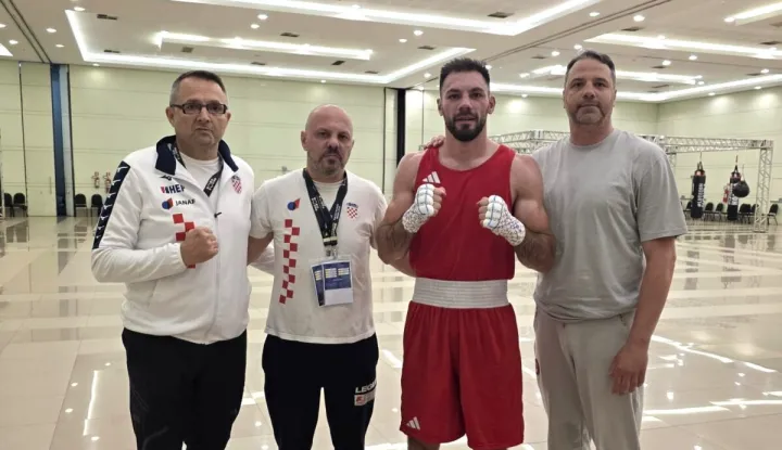 FOZ DE IGUACU, 25. travnja 2026. (Hina) - Hrvatski boksač Gabrijel Veočić (24) osigurao je odličje na Svjetskom kupu, koji se održava u Brazilu.