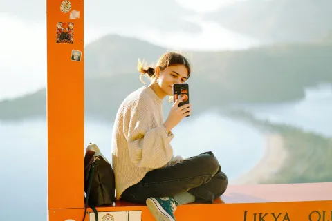 MAGAZIN PEXELSPHOTO BY Sıla Onorevole