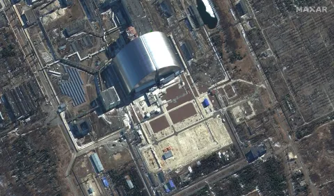 epa09816375 A handout satellite image made available by Maxar Technologies shows an overview of Chernobyl Nuclear Power Plant, Ukraine, 10 March 2022. EPA/MAXAR TECHNOLOGIES HANDOUT -- MANDATORY CREDIT: SATELLITE IMAGE 2022 MAXAR TECHNOLOGIES -- THE WATERMARK MAY NOT BE REMOVED/CROPPED -- HANDOUT EDITORIAL USE ONLY/NO SALES