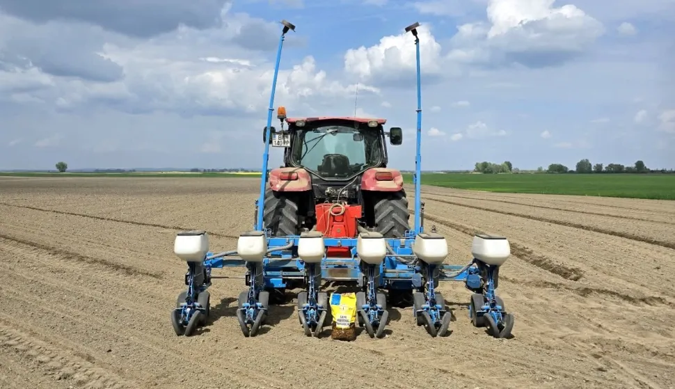 Neuređeni pristupni putovi do poljoprivrednih povr&scaron;ina