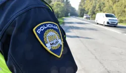 Slavonija...DC55_Županja-Vinkovci...21.10.2024.Ministarstvo unutarnjih poslova po peti put obilježava Nacionalni dan sigurnosti cestovnog prometa, a obilježila je i Policijska uprava vukovarsko-srijemska pojačanim nadzorom cestovnog prometa usmjerenim na suzbijanje prekr&scaron;aja kojima su uzrokovane najteže prometne nesreće;foto Gordan Panić