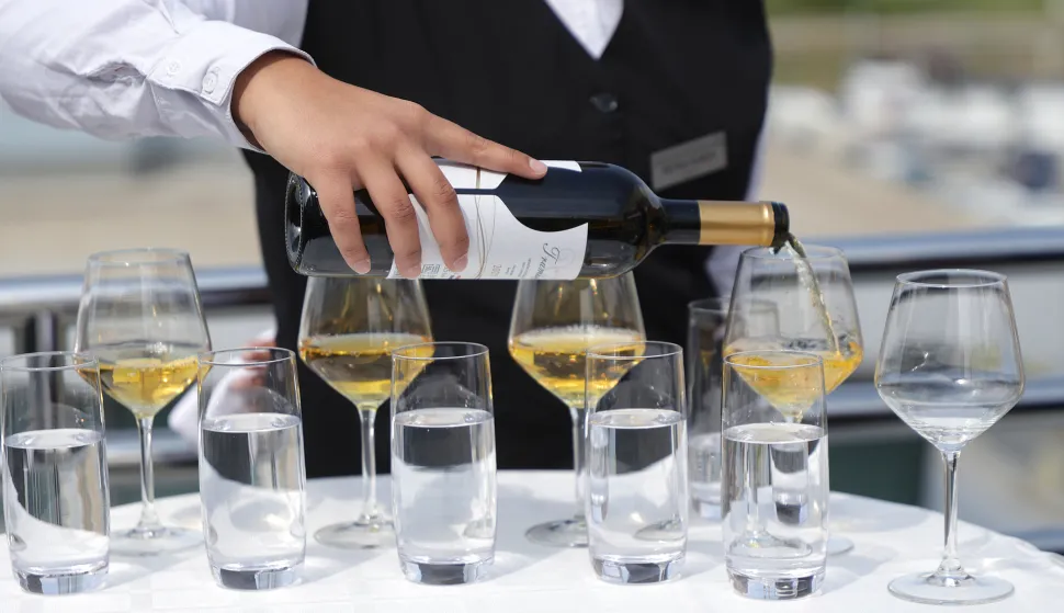 Osijek, 27. 04. 2026., Lučki prilaz 1, Akademis, Vinski mjesec, konferencija za medije, press, vino SNIMIO BRUNO JOBST