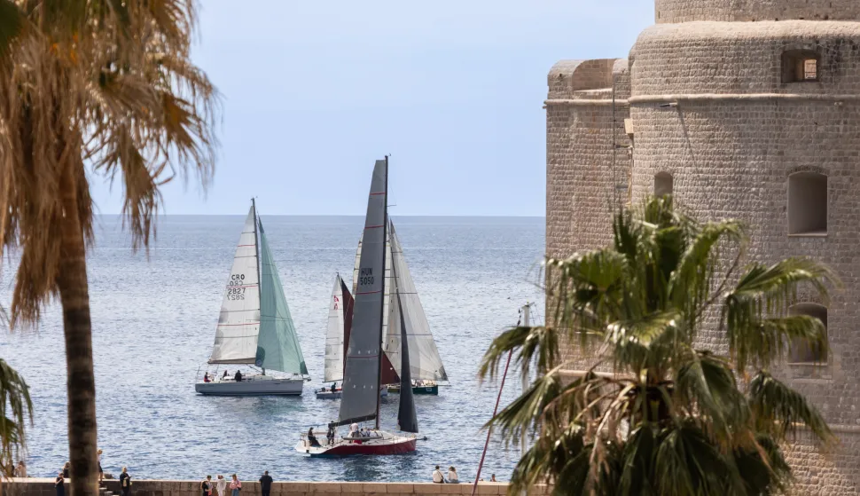 24.04.2026., Dubrovnik - Danas je zapoceo Elafiti Slalom 2026. Ovogodisnje izdanje okupilo je 65 jedrilica, od kojih 30 dolazi iz Italije. Photo: Grgo Jelavic/PIXSELL