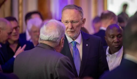 Zagreb, 26.4.2026 - Forum Međunarodne demokratske unije (IDU) koji je okupio oko 250 predstavnika stranaka iz 50-ak zemalja svijeta. Domaćin i suorganizator okupljanja je Hrvatska demokratska zajednica. IDU okuplja na globalnoj razini stranke desnog centra koje dijele demokratske vrijednosti, a predsjednik joj je Stephen Harper, biv&scaron;i kanadski premijer. Na slici Davor Božinović.Foto Hina/ Dario GRZELJ/ dag
