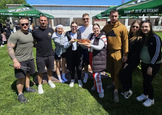 Pobjednici: Ekipa ''Prvi zmaj'' Ivankovo