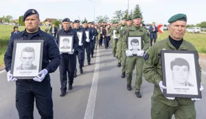 02.05.2024., Borovo - Predsjednik Hrvatskoga sabora Gordan Jandrokovic, potpredsjednik Vlade i ministar unutarnjih poslova Davor Bozinovic i potpredsjednik Vlade i ministar obrane Ivan Anusic sudjelovali su na obiljezavanju 33. obljetnice pogibije dvanaest redarstvenika u Borovu Selu, koje su ubili pripadnici srpske paravojske. Svecani program poceo je na ulazu u Borovo kod dvanaest cempresa u 9 sati, odakle je krenuuo mimohod duz Ulice Dvanaest redarstvenika do Spomen-obiljezja poginulim hrvatskim redarstvenicima u Borovu. Kod Spomen-obiljezja poginulim hrvatskim redarstvenicima s pocetkom u 10,05 sati odrzana je se ceremonija polaganja vijenaca i paljenja svijeca. Svecani program komemoracije poceo je u 10,35 sati (kod Spomen obiljezja poginulim hrvatskim redarstvenicima). Photo: Borna Jaksic/PIXSELL