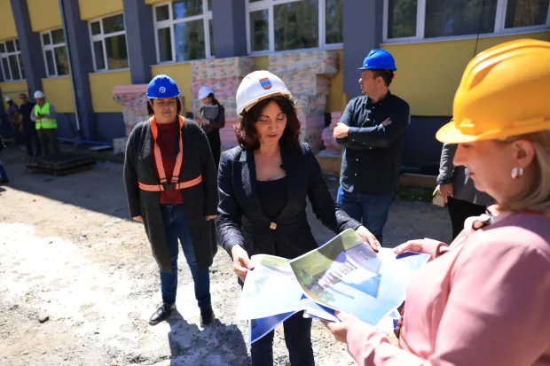 VALPOVOOsnovna &scaron;kola Matije Petra Katančića u Valpovu jedna je od 19 osnovnih &scaron;kola koje su u procesu rekonstrukcije i dogradnje radi prelaska na jednosmjensku nastavusvibanj 2026.