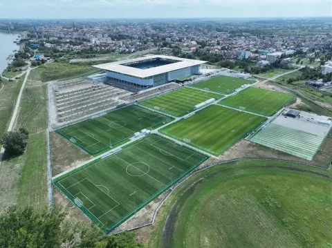NK Osijek. Opus Arena i kamp &Scaron;kole nogometa iz zraka
