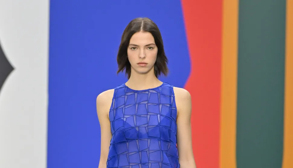 A model is seen on the catwalk at the Akris fashion show during Paris Fashion Week Spring Summer 2026 season, Paris, France, on October 5, 2025. (Photo by Jonas Gustavsson/Sipa USA) Photo: Jonas Gustavsson/SIPA USA