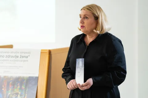 Osijek, 7. 5. 2026., Simpozij i predstavljanje udžbenika Mentalno zdravlje žena prof. prim. dr. sc. Dunja Degmečić; MEFOS; mentalno zdravlje; žene; medicina; zrdavlje; simpozij; udžbenik; psihologija