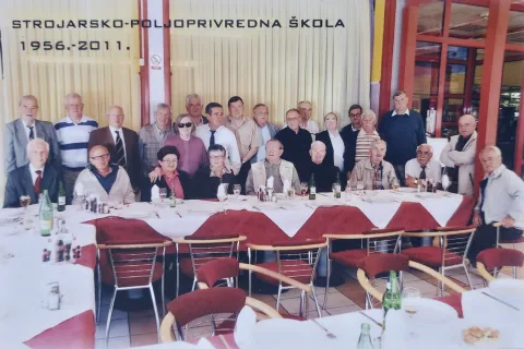 U donjomiholjačku srednju &scaron;kolu i&scaron;lo se čak i s Korčule