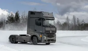 Mercedes-Benz Lkw im Wintertest in Rovaniemi Mercedes-Benz Trucks winter testing in Rovaniemi 