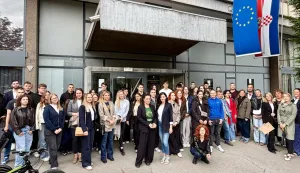 Razvojna agencija povela maturante svih gimnazija najistočnije županije u posjet europskim adresama u Zagrebu