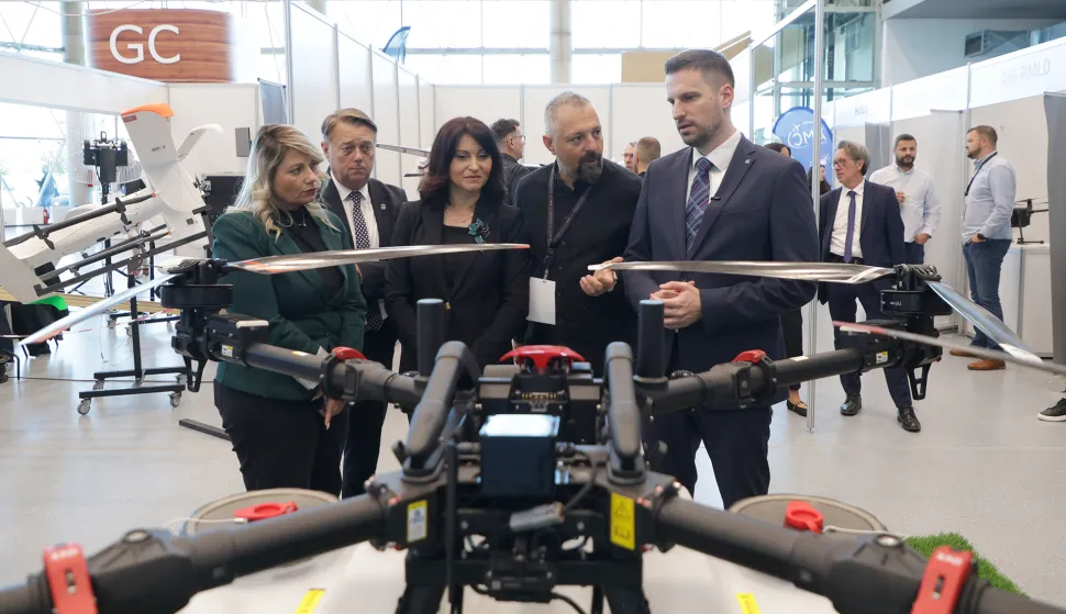 Osijek, 14. 05. 2026., GC, OSIJEK DRON EXPO, otvorenje, sajam, Ivana Re&scaron;etar; Goran Ivanović; Nata&scaron;a Trami&scaron;ak; Ivan Vidaković; Ivan RadićSNIMIO BRUNO JOBST