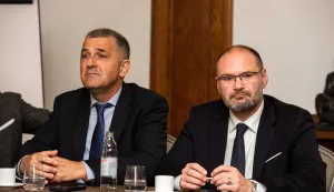 Zagreb, 20.05.2026.- Konferencija o projektu Pantheon, koji je nedavno predstavljen u Dubrovniku, na Summitu Inicijative triju mora. Tema konferencije energetski su elementi projekta.Na fotografiji Mario Gudelj, Bruno &Scaron;tambak.foto HINA/ Luka &Scaron;ANGULIN/ l&scaron;
