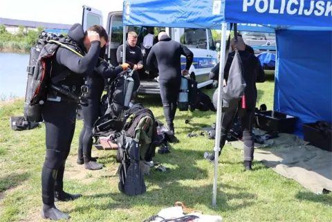 Projekt Od izvora do mora, ronioci, specijalna i interventna policija, Na&scaron;ički bajer