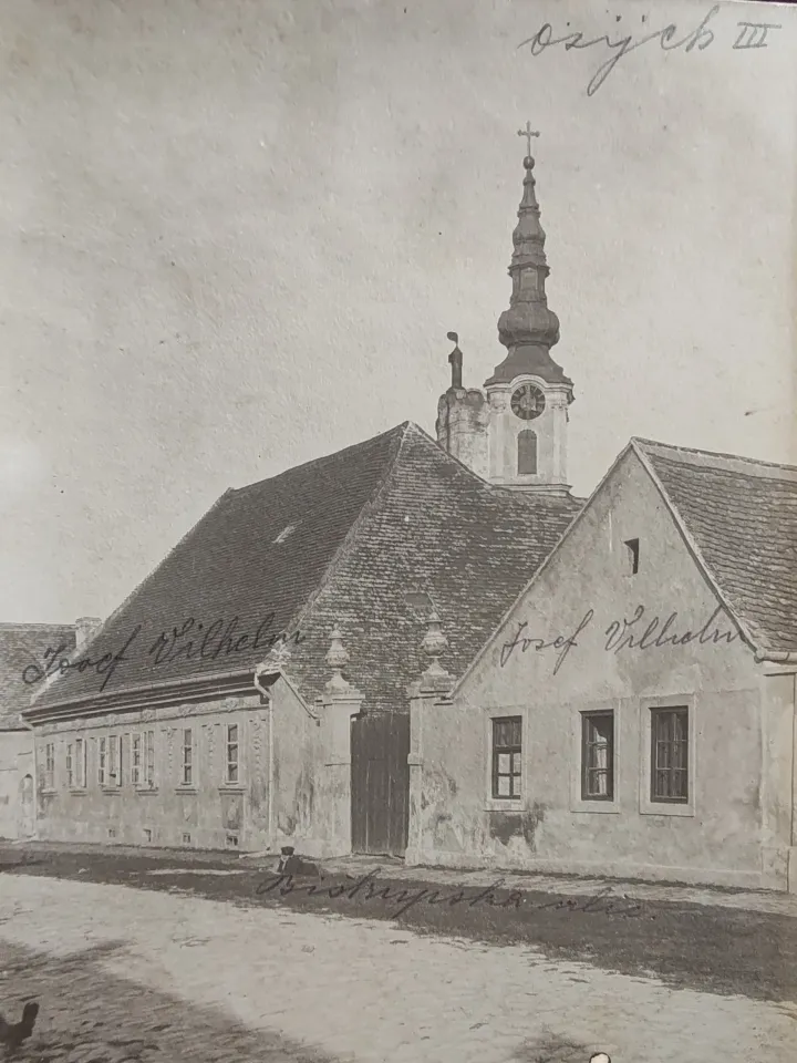 Kuća nekada Ustupljena fotografija