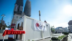 15.11.2023., Zagreb - Projekt Hrvatskog i Poljskog Caritasa "Poboljsanje zivotnih uvjeta ljudi pogodjenih potresom na Banovini predstavio modul jedinice za stanovanje koje su dane na koristenje obiteljima cije su kuce unistene u potresu. U sklopu akcije bila je i gospodja Snjezana koja je do nedavno stanovala u jednoj takvoj jedinici. Photo: Neva Zganec/PIXSELL