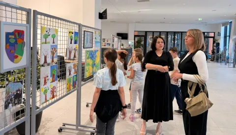Izložba dječjih radova - ekspresivna art terapija