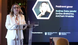 Zagreb, 26.05.2026 - Američka gospodarska komora u Hrvatskoj (AmCham) i Ured Svjetske banke u RH organizirale su konferenciju "Jačanje konkurentnosti kroz privatna ulaganja". Na fotografiji Andrea Doko Jelu&scaron;ić (AmCham).foto HINA/ Denis CERIĆ /dc