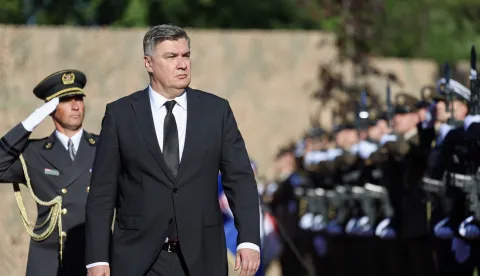 Zagreb, 28.05.2026. - Predsjednik Republike i vrhovni zapovjednik Oružanih snaga Republike Hrvatske Zoran Milanović upriličio je svečani prijam u prigodi obilježavanja Dana Hrvatske vojske, Dana Hrvatske kopnene vojske i 35. obljetnice ustrojavanja Hrvatske vojske. Tim povodom predsjednik je uručio odlikovanja, promaknuća i pohvale pripadnicima Oružanih snaga Republike Hrvatske. Na slici predsjednik Milanović.foto HINA/ Damir SENČAR/ ds