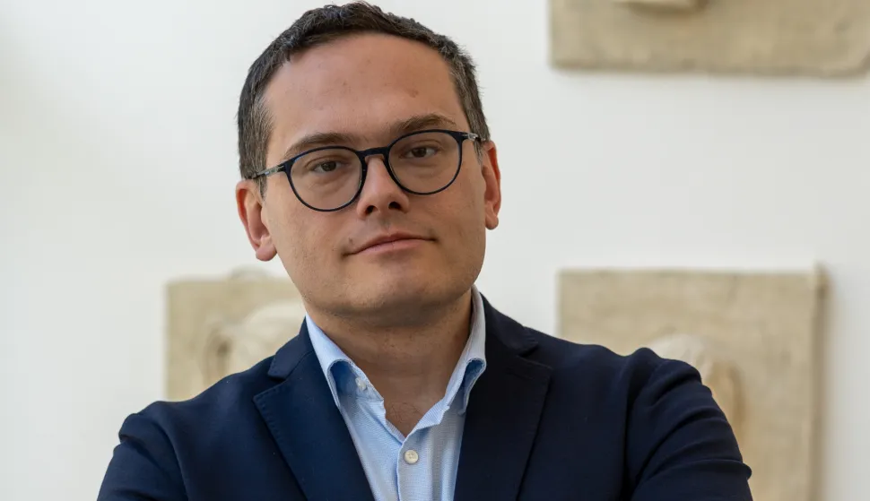 MAGAZIN NEBOJSKA STOJCIC DUBORVINK UNIDU