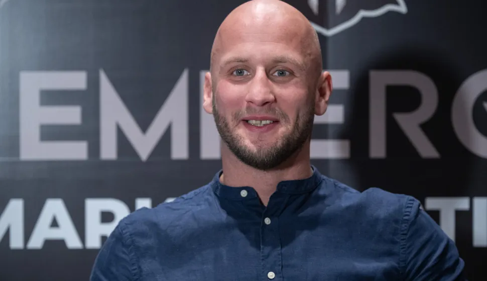 29.10.2025., Zagreb - Konferencija za medije povodom povratka dvostrukog svjetskog prvaka u bare-knuckle boksu Marka Martinjaka, koji je u Leedsu spektakularnim nokautom u prvoj rundi pobijedio Engleza Dana Podmorea i osvojio svoj drugi svjetski pojas, ovaj put u bridgerweight kategoriji odrzana je u hotelu Zonar. Marko Martinjak. Photo: Davor Puklavec/PIXSELL