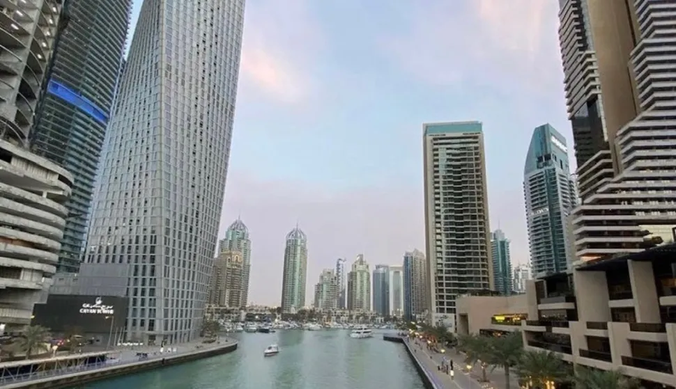 Dubai - Umjesto razgledeniceLada Buzik Bartowski i Borna Bartowski