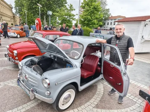 /Foto/ U Vukovaru održan međunarodni Fićo skup: Auto koji budi nostalgiju i osmijeh