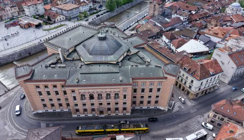 20.04.2026., Sarajevo, Bosna i Hercegovina - Pogled iz zraka na sarajevsku Vijecnicu koja je otvorena na danasnji dan prije 130 godina. Photo: Armin Durgut/PIXSELL