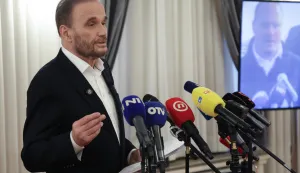 Zagreb, 04.04.2025.- Izvanredna press konferencija odvjetnika Ante Nobila povodom podno&scaron;enja kaznene prijave u ime djelatnika gradske ustanove protiv Tomislava Toma&scaron;evića i dr., na &scaron;tetu gradskog proračuna u milijunskom iznosu. Na fotografiji Anto Nobilo.foto HINA/ Admir BULJUBA&Scaron;IĆ/ abu