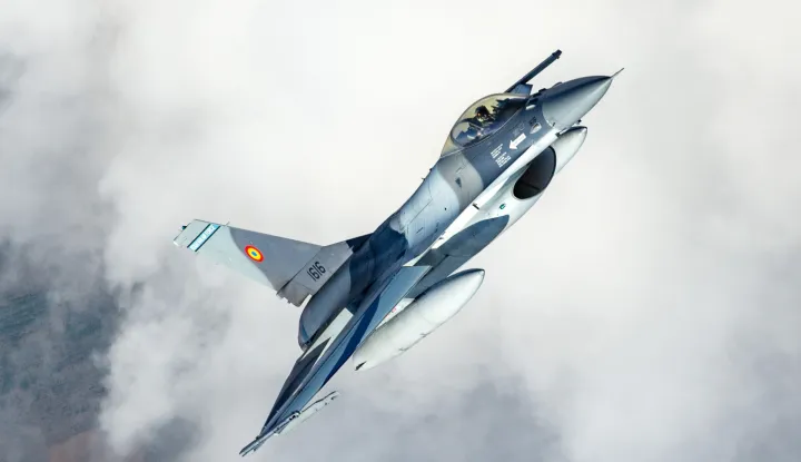 An F16A MLU of the Romanian Air Force assigned to the 53rd Fighter Squadron "Warhawks" (Baza 86 Aeriană) on patrol on NATO's eastern flank An F16A MLU of the Romanian Air Force assigned to the 53rd "Warhawks" Fighter Squadron (Baza 86 Aeriană) on patrol on NATO's eastern flank Photo: GIANLUCA VANNICELLI/ipa-agency/IPA