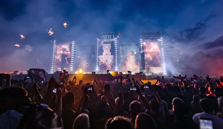 Zagreb, 05.07.2025 - Koncert Marka Perkovića Thompsona na zagrebačkom Hipodromu. Na slici pozornica tijekom koncerta.foto HINA/ Damir SENČAR/ ds