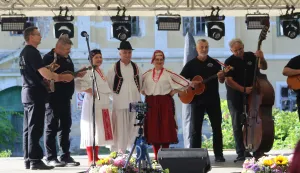 Bilje, 13. 06. 2026, Bilje park kod dvorca, Otvaranje Etno susreta. KUD-ovi, posjetitelji, &scaron;tandovi, radionice....snimio GOJKO MITIĆ