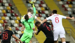 Zagreb, 12.10.2018. - Drugo kolo A skupine nogometne Lige nacije Hrvatska - Engleska. Na fotografiji Ante Rebić, Dominik Livaković, Dejan Lovren, Harry Maguire. foto HINA/ Daniel KASAP/ dk