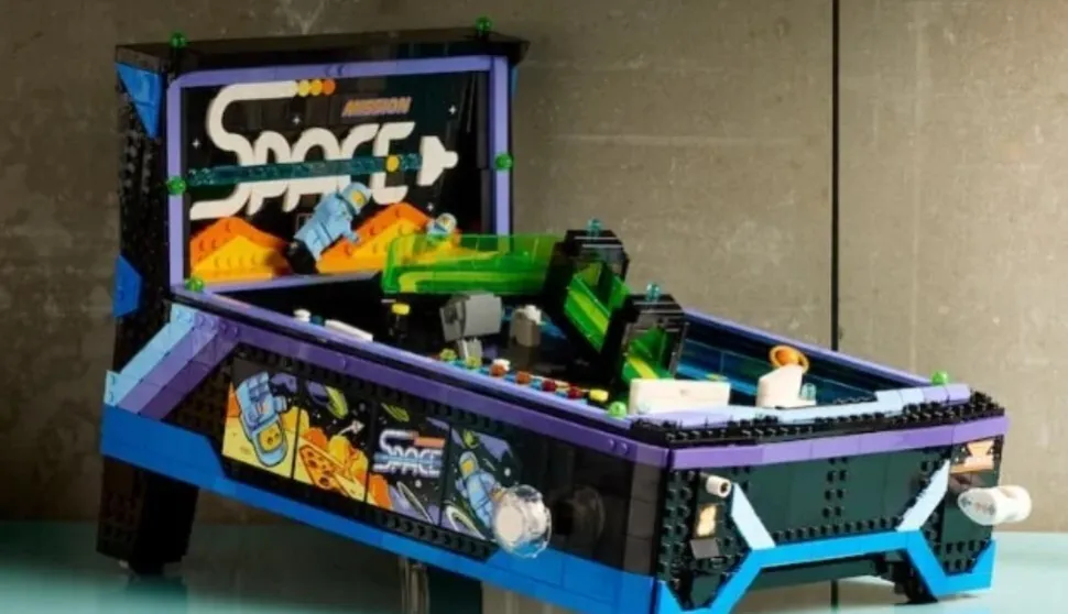 Lego Icons Arcade Pinball Machine