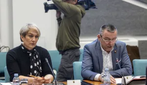 Zagreb, 12.2.2025 - 8. sjednica Odbora za pomorstvo, promet i infrastrukturu. Na slici Ivana Marković i Stipo Mlinarić.Foto Hina/ Dario GRZELJ/ dag