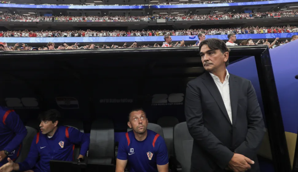Dallas, 17.06.2026 - Utakmica 1. kola L skupine Svjetskoga nogometnoga prvenstva Engleska - Hrvatska. Na slici izbornik Hrvatske nogometne reprezentacije Zlatko Dalić, Ivica Olić, Vedran Ćorluka.foto HINA/ Daniel KASAP/ ds