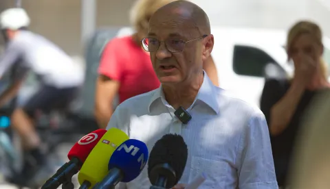 ZAGREB - Konferencija za novinare Udruge Franak povodom odluke pro&scaron;irenog vijeća Vrhovnog suda RH o tužbama potro&scaron;ača s konvertiranim kreditima. Goran Aleksić