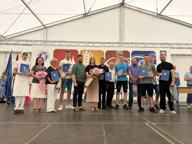 Đakovo15. Đakovo Expo Zlatne ruke - sajam poljoprivrede, obrtni&scaron;tva i gospodarstvaPohalnice učenicima SS&Scaron; Antuna HorvataLipanj 2026.