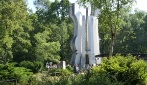 Sisak, 22.06.2026 - Obilje?avanje Dana antifa?isti?ke borbe uSpomen-parku Brezovica, piovodom 85. obljetnice osnivanja Prvog sisa?kog partizanskog odreda i prve antifa?isti?ke borbene jedinice u ovom dijelu Europe. foto HINA/ Nikola BLA?EKOVI?/ ik